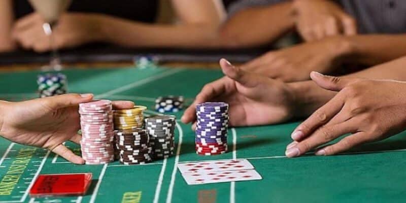 Những điều nên nắm về luật bài Baccarat